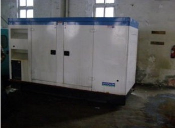 古冶康明斯150kw大型柴油二手发电机组 古冶康明斯150kw大型柴油二手发电机组